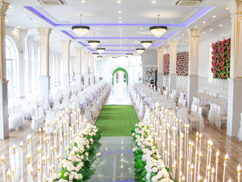 Sảnh Đập Nước